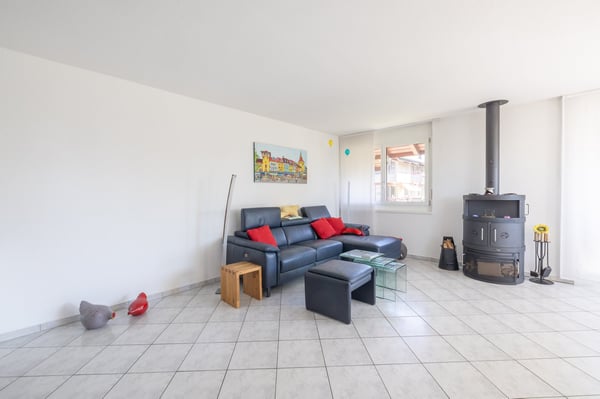 Familienfreundliche 4.5-Zimmer-Maisonettewohnung in Worb 2