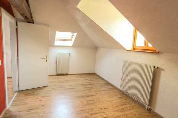Maison de 2 appartements 3,5 pièces + 1 studio, Grand potentiel ! 11