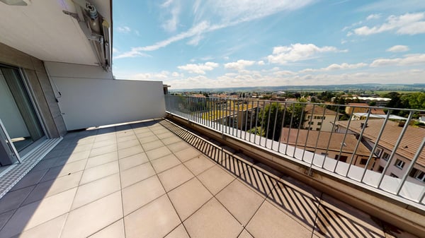 Moderne  1.5-Zimmer-Maisonette-Wohnung mit Alpensicht im Stadtzentrum 2