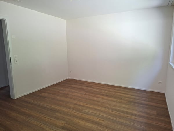 moderne 3.5 Zimmer KLIMA-KOMFORT-WHG im Erdgeschoss 5