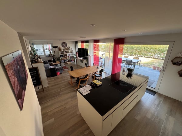 moderne 3.5 Zimmer KLIMA-KOMFORT-WHG im Erdgeschoss 2