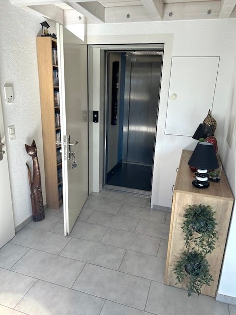 4½ Zi. Attika • Ruhige Lage • Lift bis in die Wohnung 14