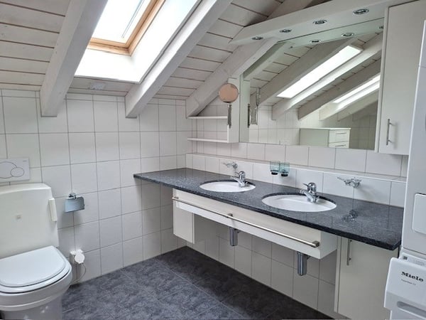 4½ Zi. Attika • Ruhige Lage • Lift bis in die Wohnung 12