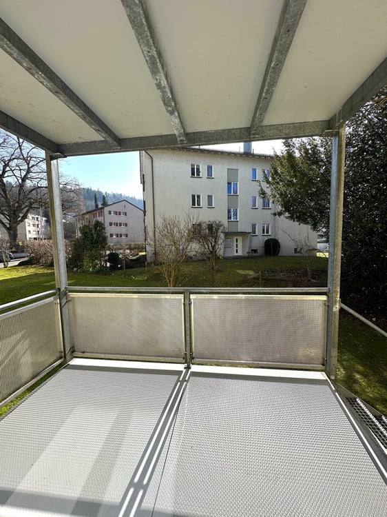 Familienfreundliche 4-Zimmer-Wohnung mit Balkon in St. Gallen 9