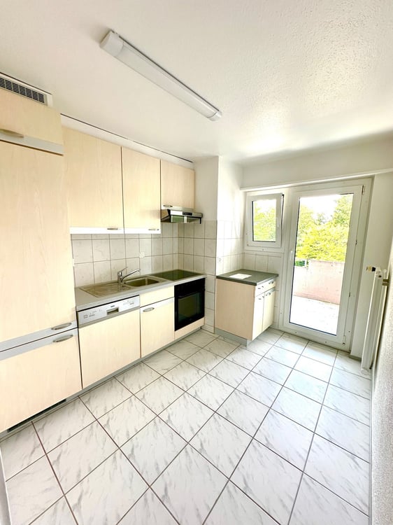 Helle 4-Zimmer-Wohnung mit Balkon in St. Gallen 2