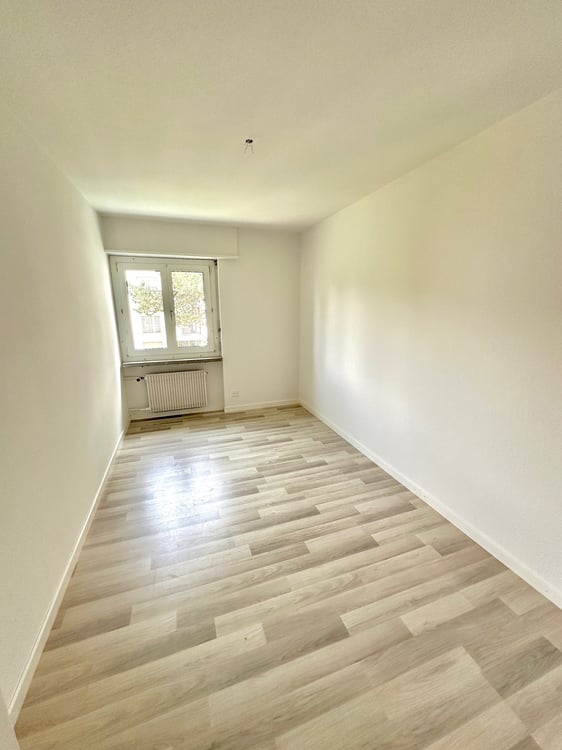 Helle 4-Zimmer-Wohnung mit Balkon in St. Gallen 5