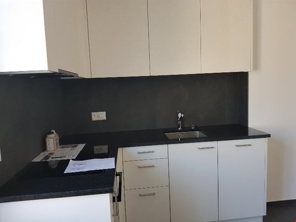 Nachmieter für diese charmante 1-Zimmerwohnung mit Balkon im beliebten Breitenrain-Quartier gesucht! 3