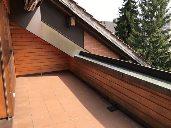 Charmante 2.5-Zimmer Dachwohnung mit Balkon 8