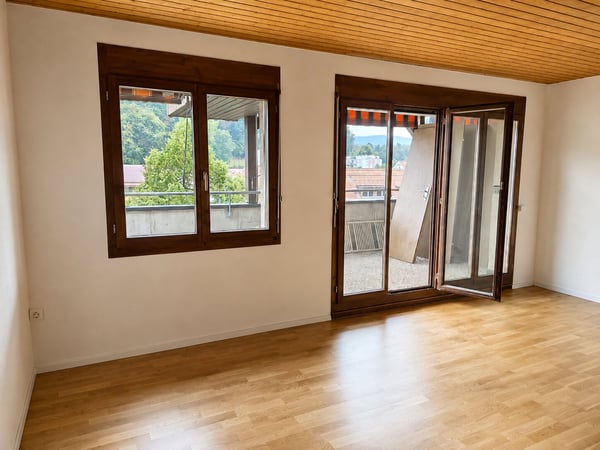 5.5-Zimmer-Wohnung mit weitläufiger 70 m² Terrasse und schöner Aussicht 4