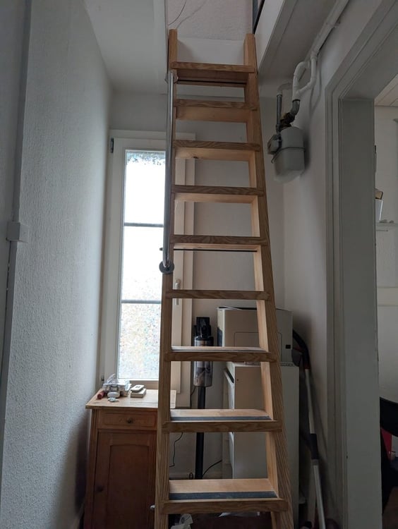 Befristete 3-Zimmer-Dachwohnung nahe Lorrainebad (bis 15.12.2026) 4