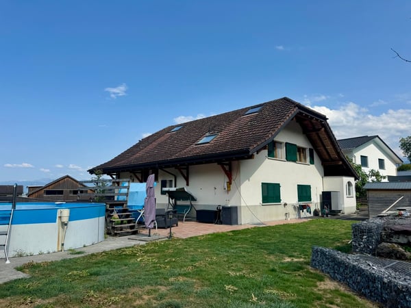 Einfamilienhaus mit zusätzlicher Einliegerwohnung 2