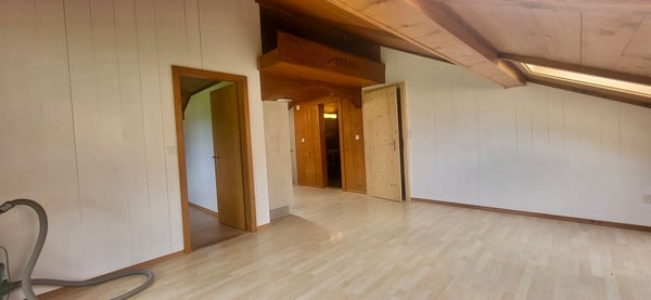 Charmante 2-Zimmer-Wohnung in ruhiger Lage in Lenk 2