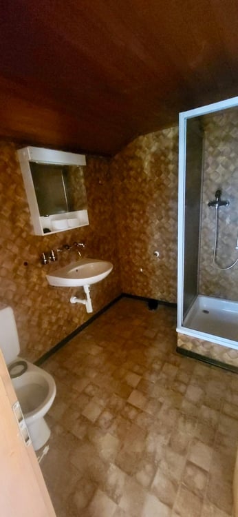 Charmante 2-Zimmer-Wohnung in ruhiger Lage in Lenk 6