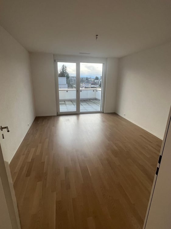 3.5 Zimmerwohnung mit grosszügigen Sonnenterasse 10