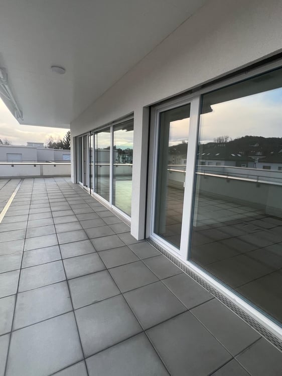 3.5 Zimmerwohnung mit grosszügigen Sonnenterasse 3