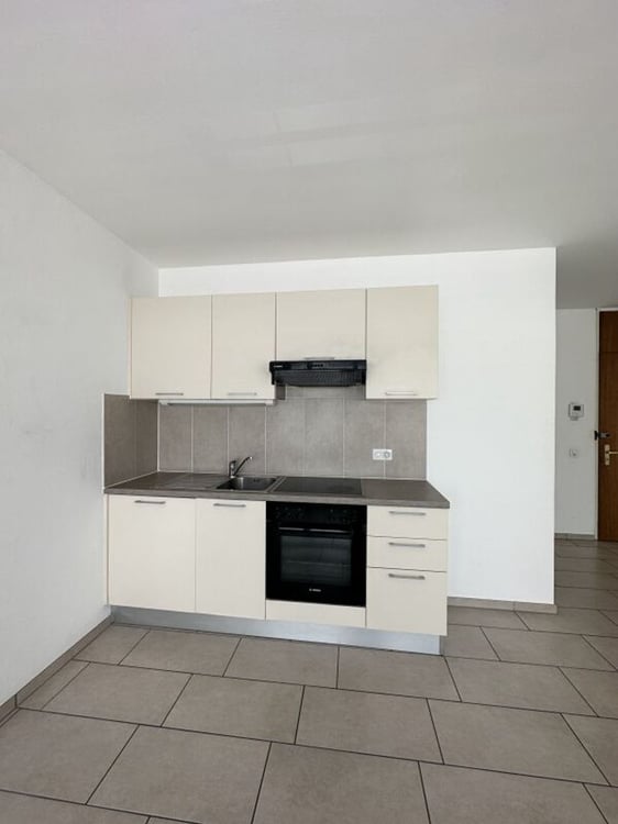 LOCARNO | MONOLOCALE IN POSIZIONE STRATEGICA 3