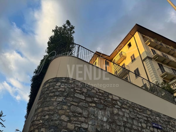 LUGANO CASSARATE I RESIDENZA SECONDARIA I GIARDINO PRIVATO | LUGANO I 1.5-ZIMMER ELEGANT MIT GARTEN | LUGANO I 1.5 PIÈCES ÉLÉGANT AVEC JARDIN | LUGANO I ELEGANT 1.5-ROOM WITH GARDEN 1
