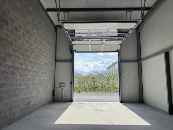 Halle Les Vergers Saxon Proximité de l'A9