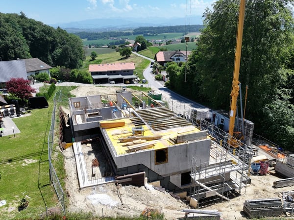 En cours de construction - Petite PPE exclusive de 3 appartements 3