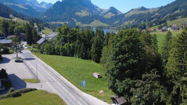 Opportunité de développement à Schwarzsee (Lac Noir) – parcelle en zone centre 7