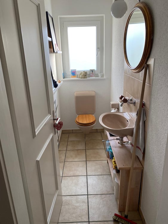 Charmantes 5.5-Zimmer-Haus mit schönem Garten in Niederwil bei Riedholz 12