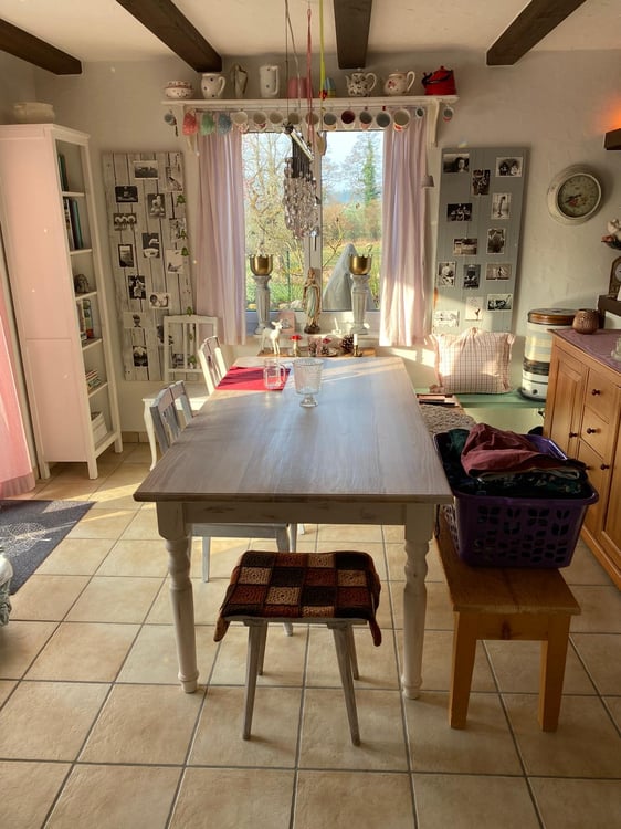 Charmantes 5.5-Zimmer-Haus mit schönem Garten in Niederwil bei Riedholz 6