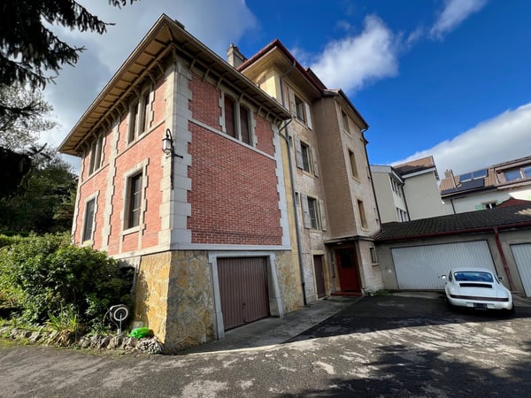 Colombier (Milvignes) - Immeuble d'habitation de 3 unités avec garages 1