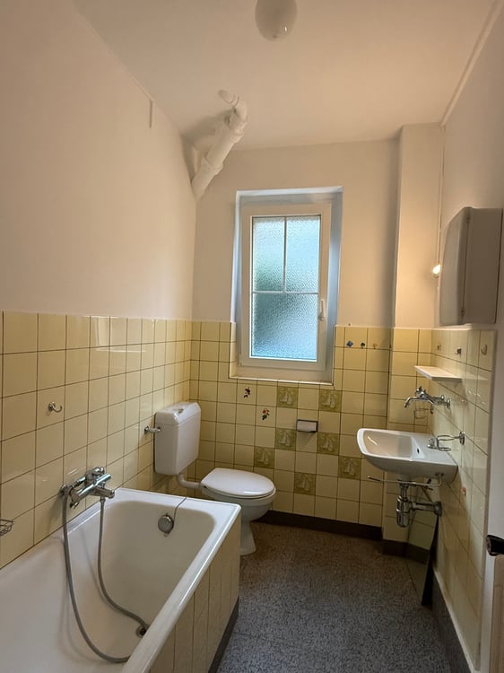 Appartement 3.5 pièces lumineux avec balcon à Neuchâtel proche du lac avec jardin 11