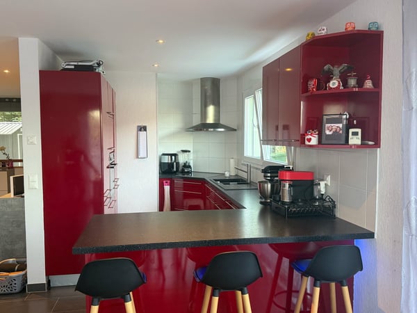 Maison de 2 unités (5.5 & 2.5 pièces) à Laténa, Saint-Blaise 10