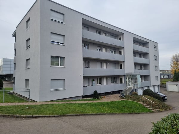 1.5 Zimmerwohnung mit grossem Balkon 2