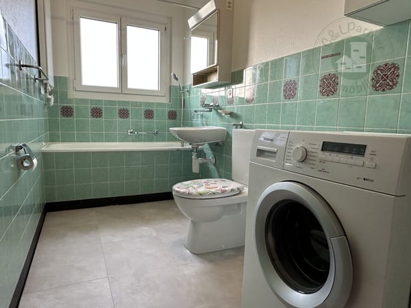 Ihre neue zentral, naturnahe 1-Zimmer OG-Wohnung 7