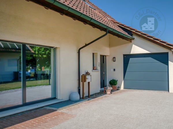 Charmante "Doppelhaus-Oase" an ruhiger …