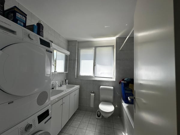 Grosse 4.5 Zimmer-Wohnung mit Balkon in Münchwilen TG 12
