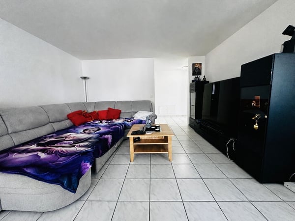 Grosse 4.5 Zimmer-Wohnung mit Balkon in Münchwilen TG 4