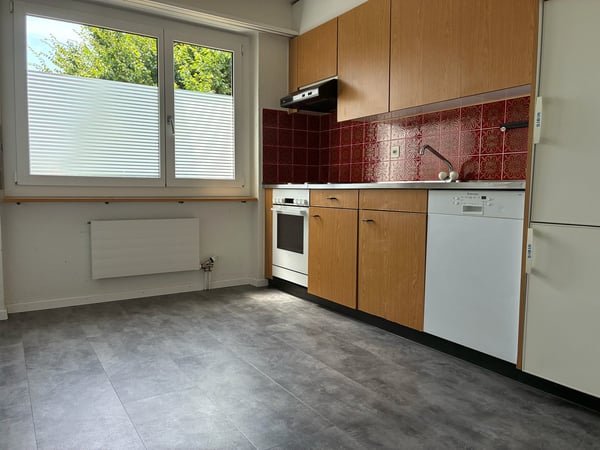Gemütliche 3.5-Zimmer-Wohnung mit Balkon in Moosseedorf 2