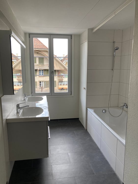 Charmante 4.5-Zimmer-Altbauwohnung in Langnau im Emmental 10