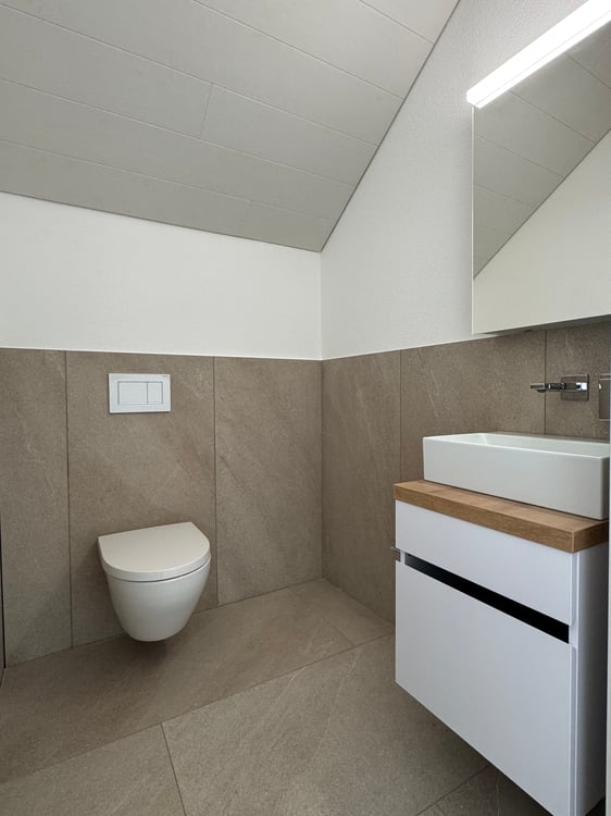 Erstvermietung: Exklusiv saniertes EFH mit Lift und Charme 22