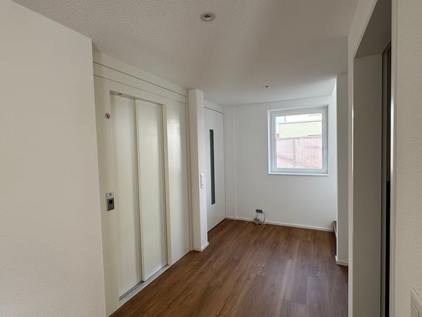 Erstvermietung: Exklusiv saniertes EFH mit Lift und Charme 12