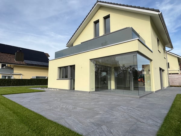 Erstvermietung: Exklusiv saniertes EFH mit Lift und Charme 2