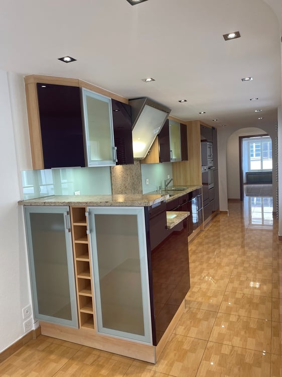 4.5 bzw. 4.5 Zimmer-Maisonette-Wohnung mit grosser Gemeinschaftsterrasse 5