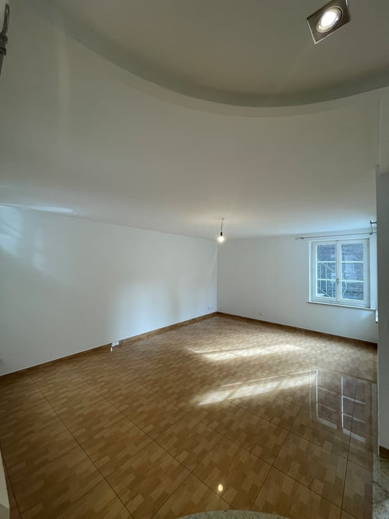 4.5 bzw. 4.5 Zimmer-Maisonette-Wohnung mit grosser Gemeinschaftsterrasse 6