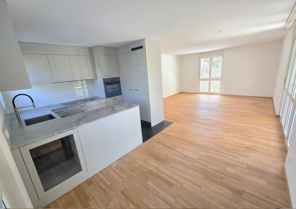 Licht, Komfort und Lebensqualität attraktive Wohnung in Ermatingen 2