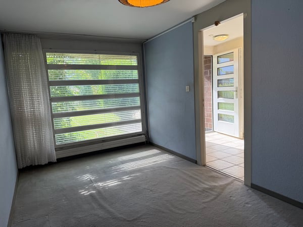Sonniges 4.5 Zi.-Reihen-EFH mit 2 Gärten & EHP 14
