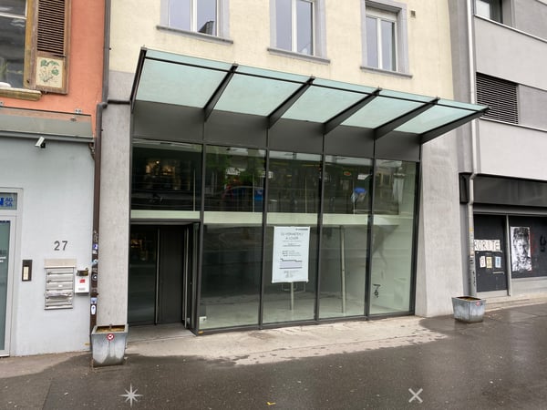 Ladenlokal an Marktgasse mit grossem Schaufenster 1