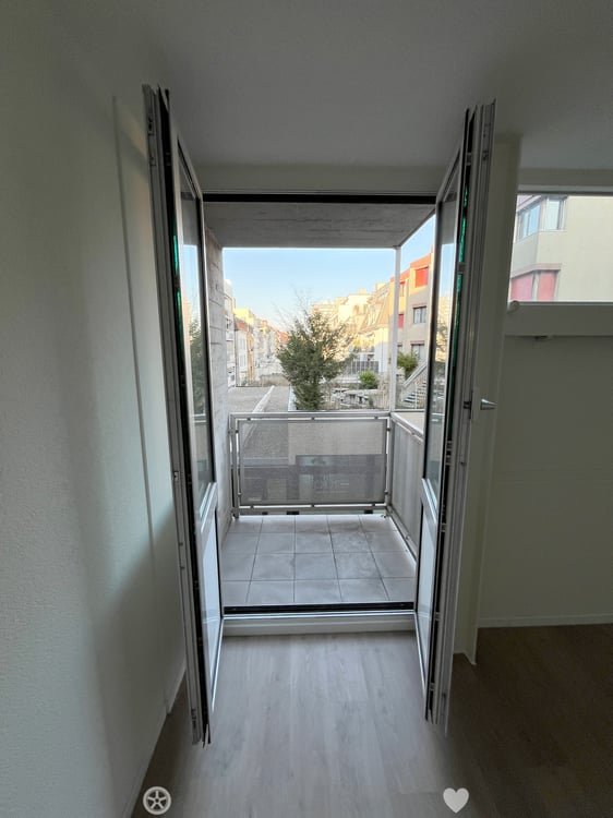 Sanierte 3.5-Zi-Whg mit Terrasse und Balkon 6