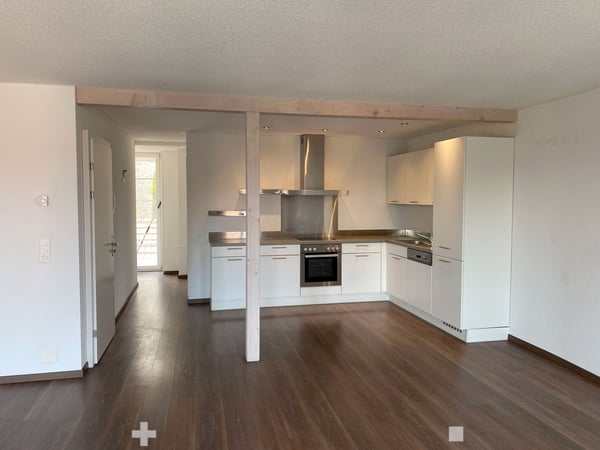 Helle 4.5 Zi-Wohnung nähe Altstadt 7