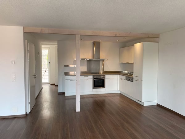 Helle 4.5 Zi-Wohnung nähe Altstadt 7