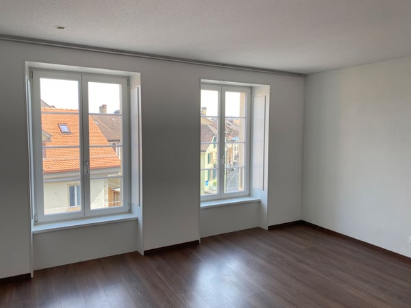 Helle 4.5 Zi-Wohnung nähe Altstadt 5