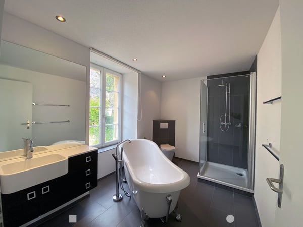 Helle 4.5 Zi-Wohnung nähe Altstadt 1