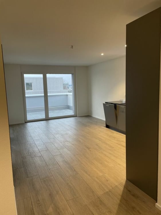 MFH 3.5 Zimmerwohnung im EG links Hofackerweg 22 (22.01) 6